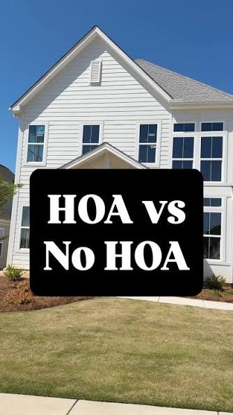 A gated HOA subdivision entrance in the Rio Grande Valley